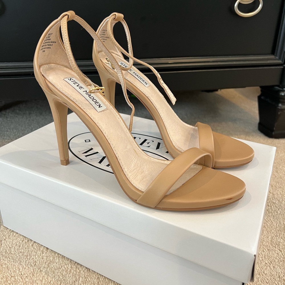 Steve Madden Stecy Heel Size 8.5